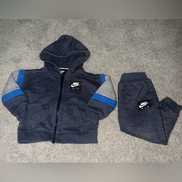 Nike Baby Boy Zip-Up & Jogger Set - 18M - Picture 1 of 2